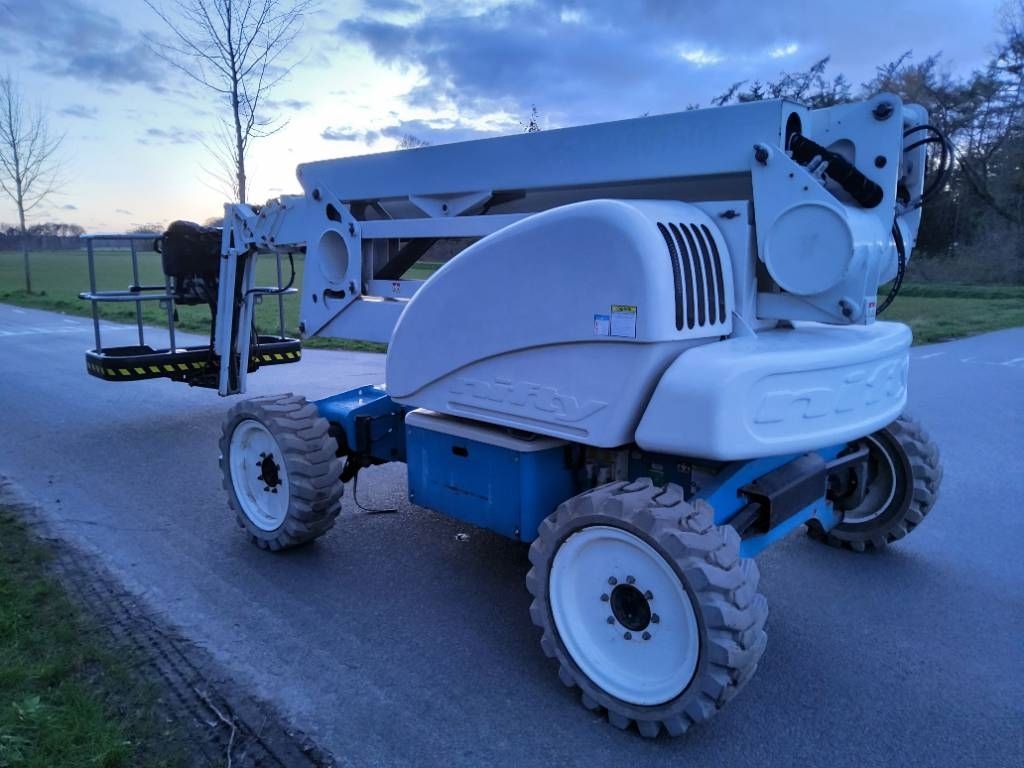 Niftylift HR21 HYBRID 4x4 diesel elektro hoogwerker kniktele