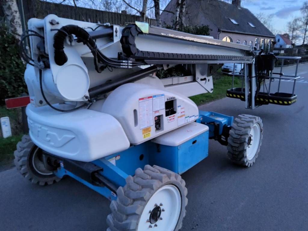 Niftylift HR21 HYBRID 4x4 diesel elektro hoogwerker kniktele