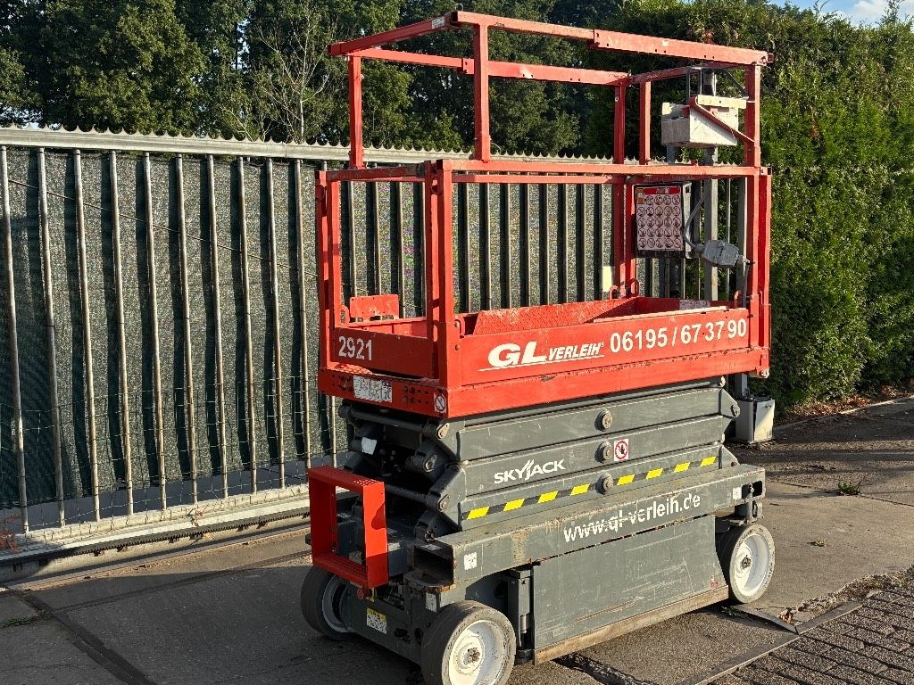 SkyJack SJ 3219 schaarhoogwerker 8m skyjack hoogwerker