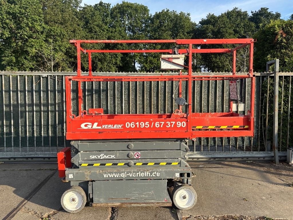 SkyJack SJ 3219 schaarhoogwerker 8m skyjack hoogwerker