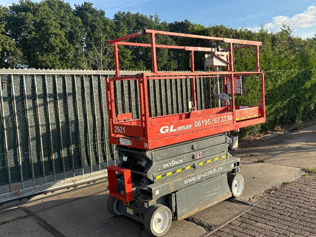 SkyJack SJ 3219 schaarhoogwerker 8m skyjack hoogwerker