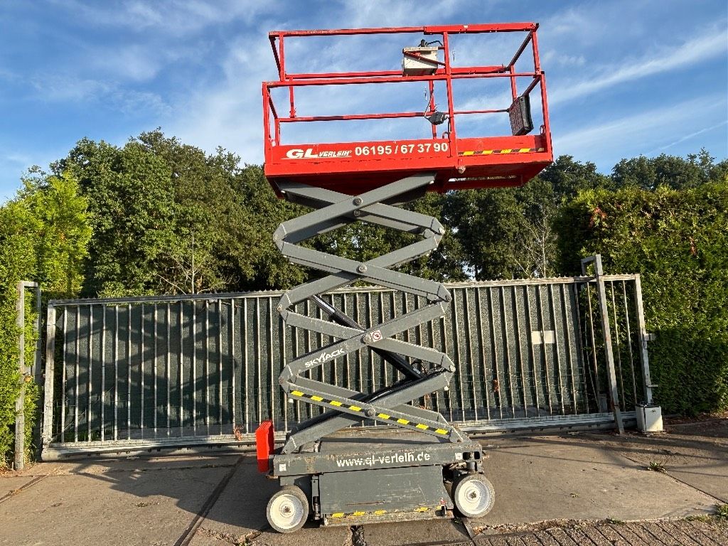 SkyJack SJ 3219 schaarhoogwerker 8m skyjack hoogwerker