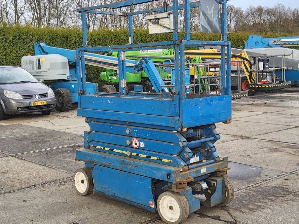 SkyJack SjIII3219 schaarhoogwerker schaarlift 8m