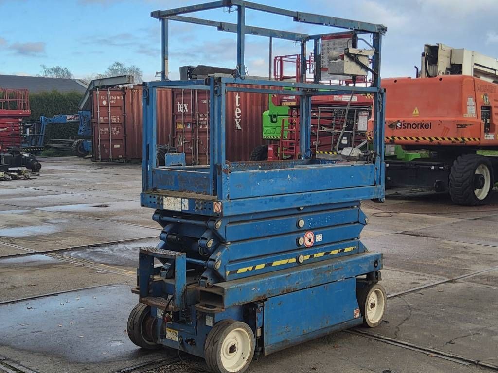 SkyJack SjIII3219 schaarhoogwerker schaarlift 8m