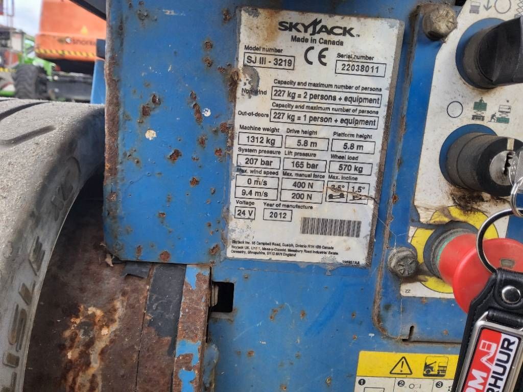 SkyJack SjIII3219 schaarhoogwerker schaarlift 8m