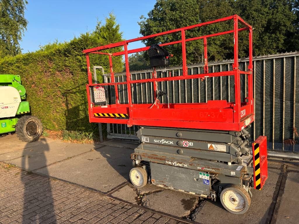 SkyJack SJ 3219 8m schaarlift Skyjack hoogwerker schaar