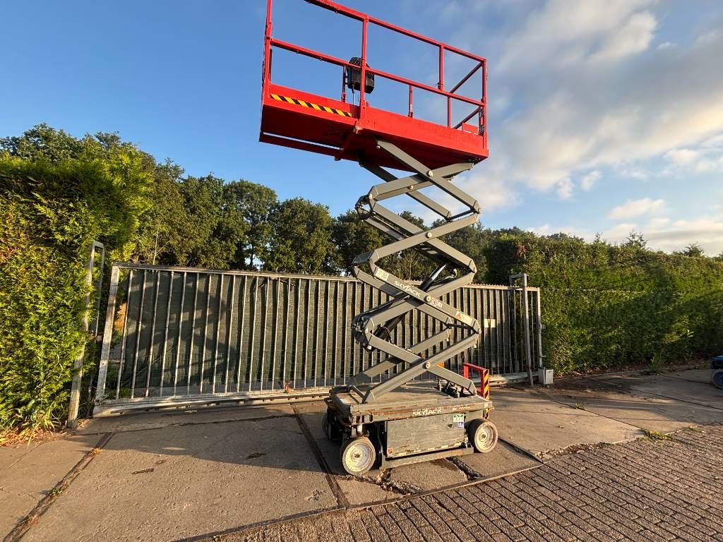 SkyJack SJ 3219 8m schaarlift Skyjack hoogwerker schaar