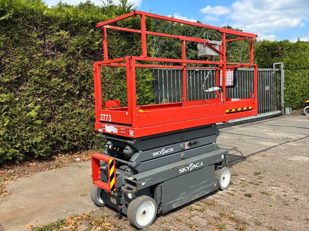SkyJack SJ III 3219 8m schaarhoogwerker 1.5km skyjack