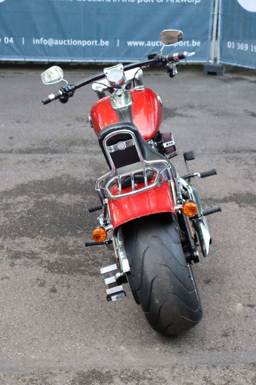 Harley-Davidson Breakout Benzin 2018