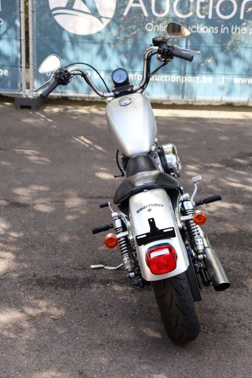 Harley Davidson Sportster XL 883 Roadster