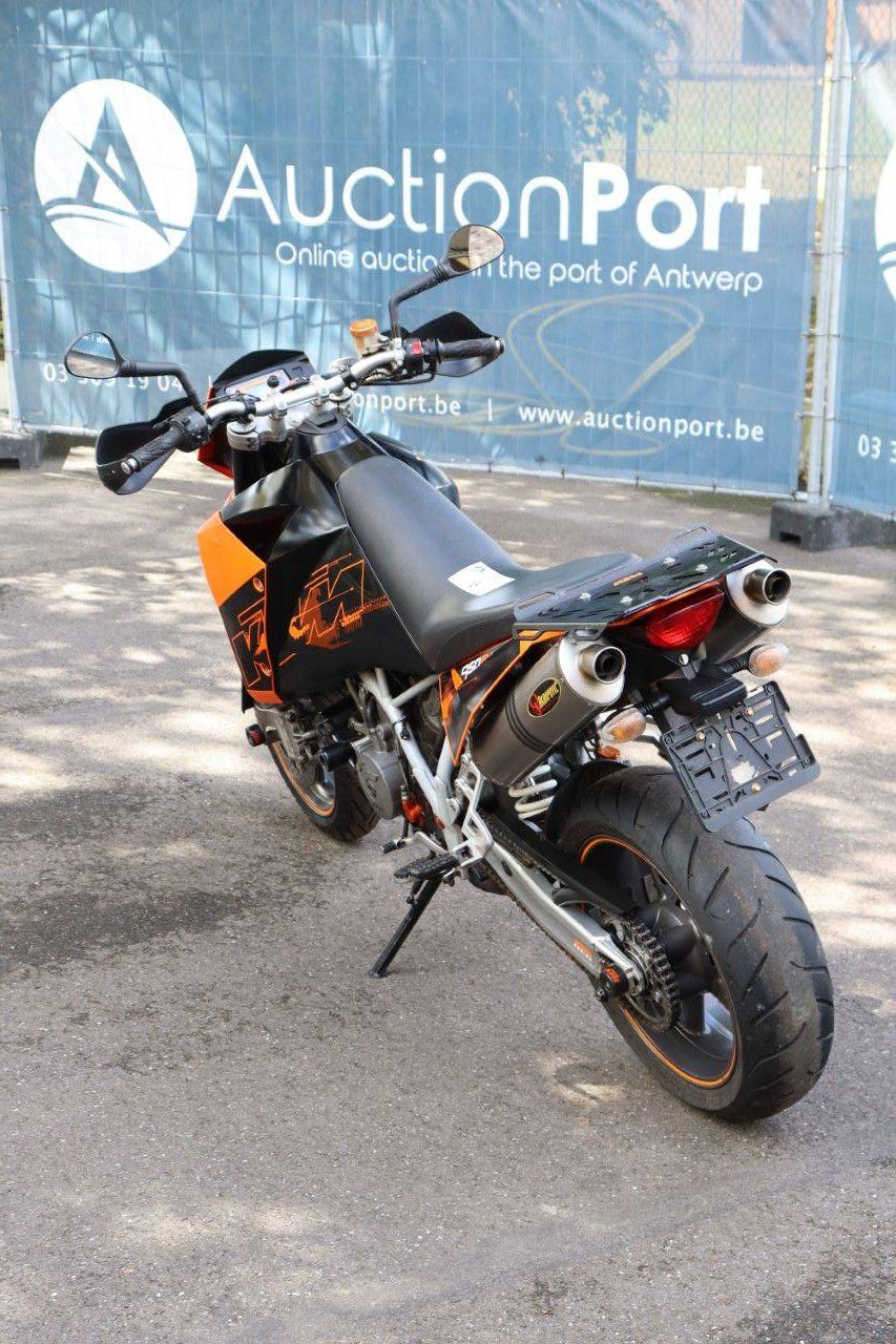 KTM 950 Supermoto 2005 (Margin)