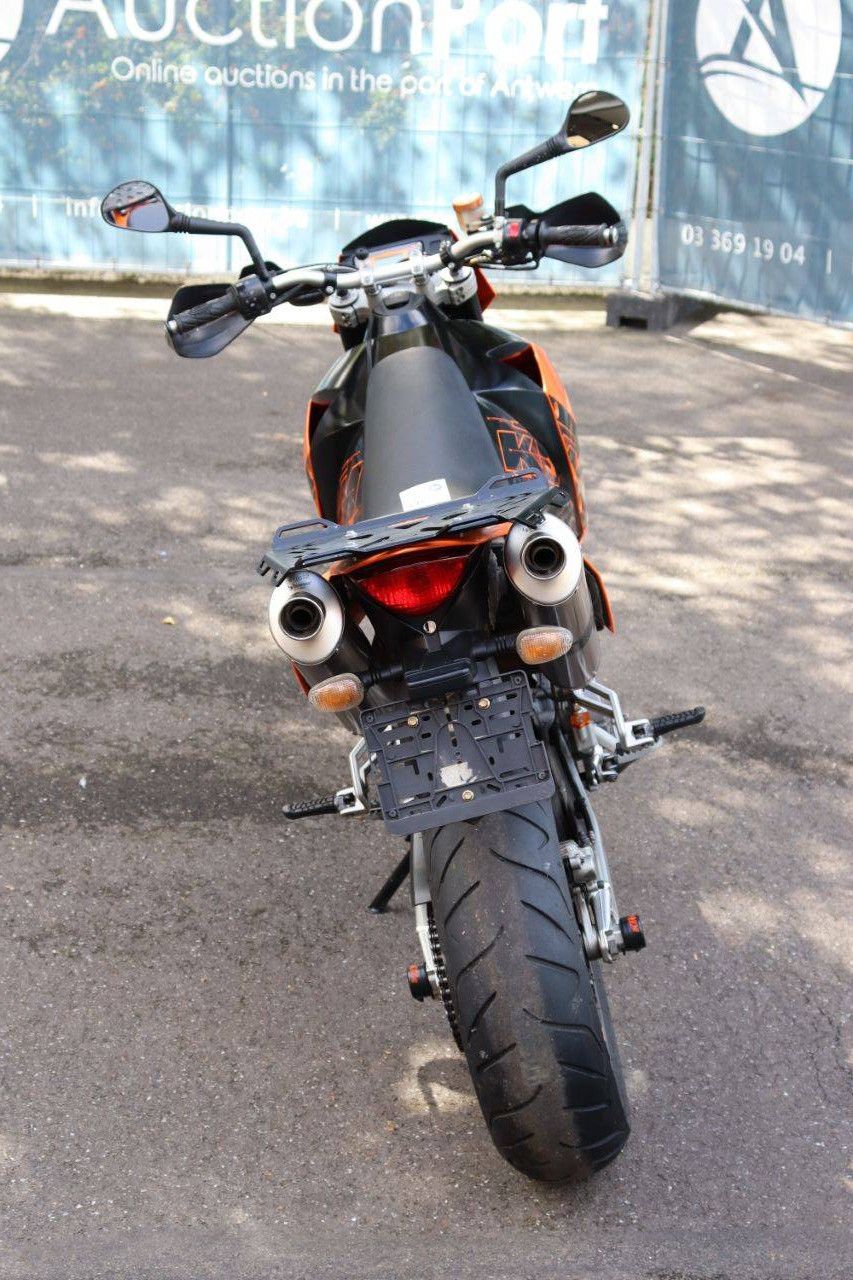 KTM 950 Supermoto 2005 (Margin)