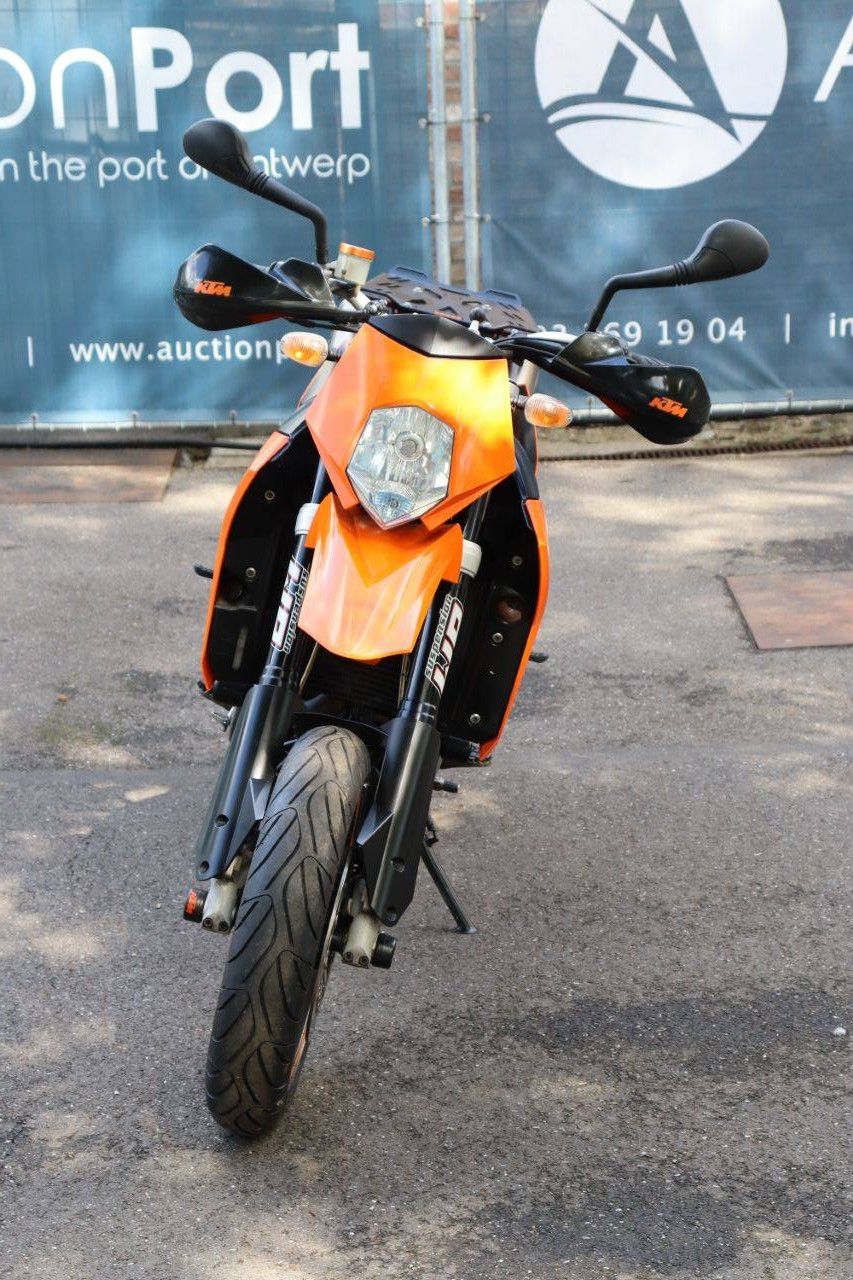 KTM 950 Supermoto 2005 (Margin)