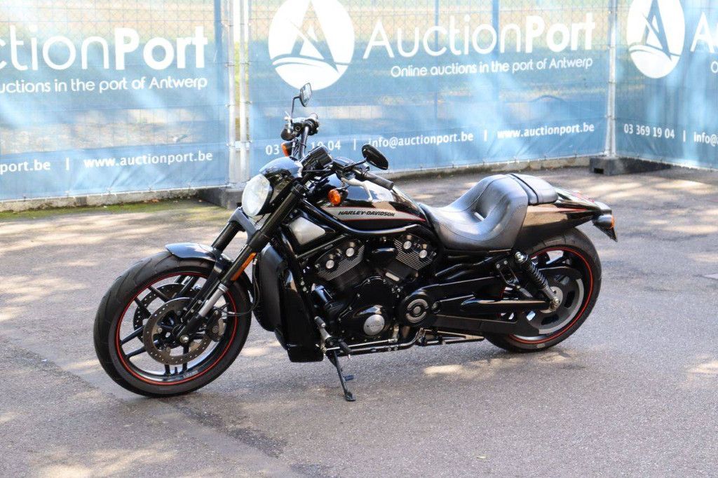 Harley-Davidson Night Rod Special Benzin 2013