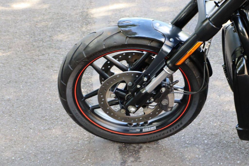 Harley-Davidson Night Rod Special Benzin 2013