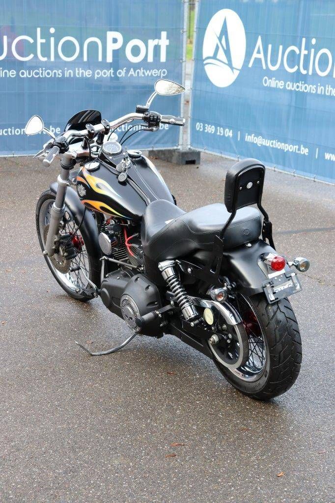 Motorrad Harley-Davidson Dyna Wide Glide Benzin 2015