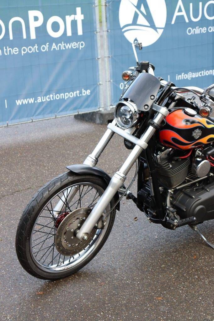 Motorrad Harley-Davidson Dyna Wide Glide Benzin 2015
