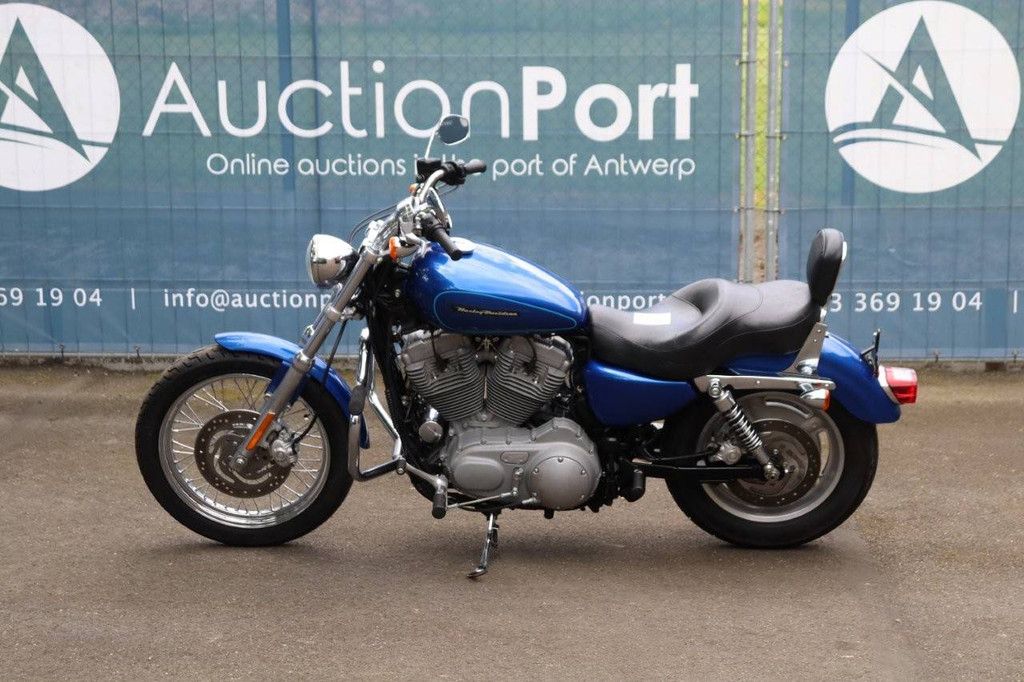 Motorcycle Harley-Davidson Sportster XL883 Petrol 2010