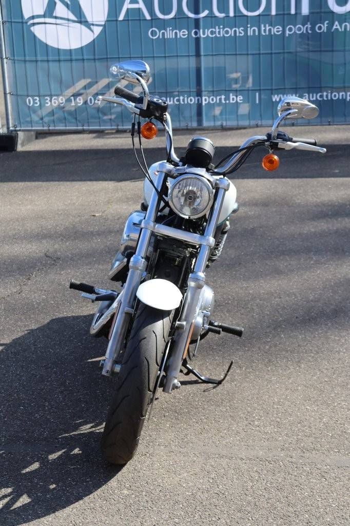 Motorcycle Harley-Davidson SPORTSTER XL883 SUPER LOW Petrol 2016