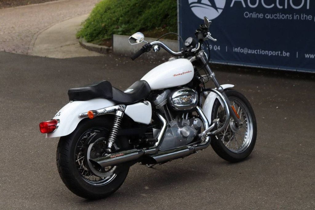 Motorcycle Harley-Davidson Sportster XL883 Petrol 2006