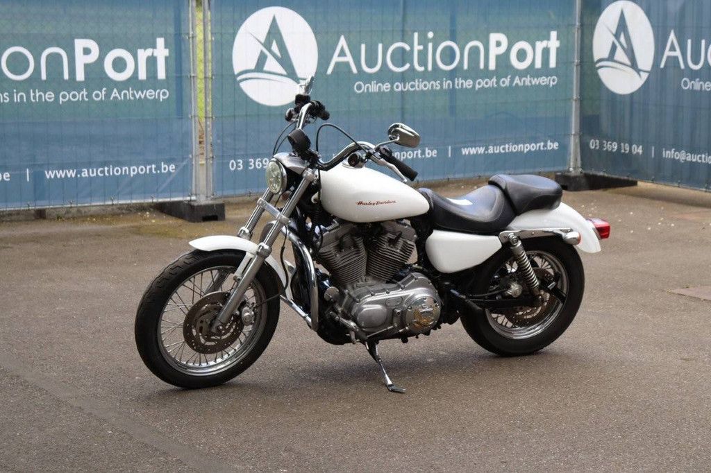 Motorcycle Harley-Davidson Sportster XL883 Petrol 2006