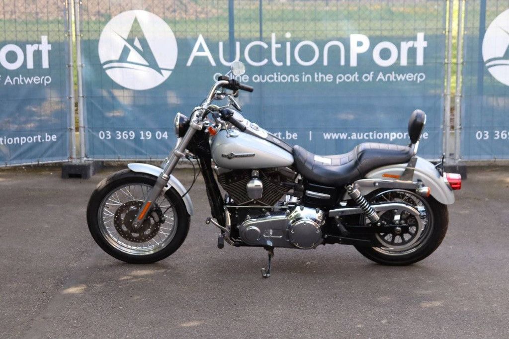 Motorcycle Harley Davidson Super Glide Custom Petrol 2014