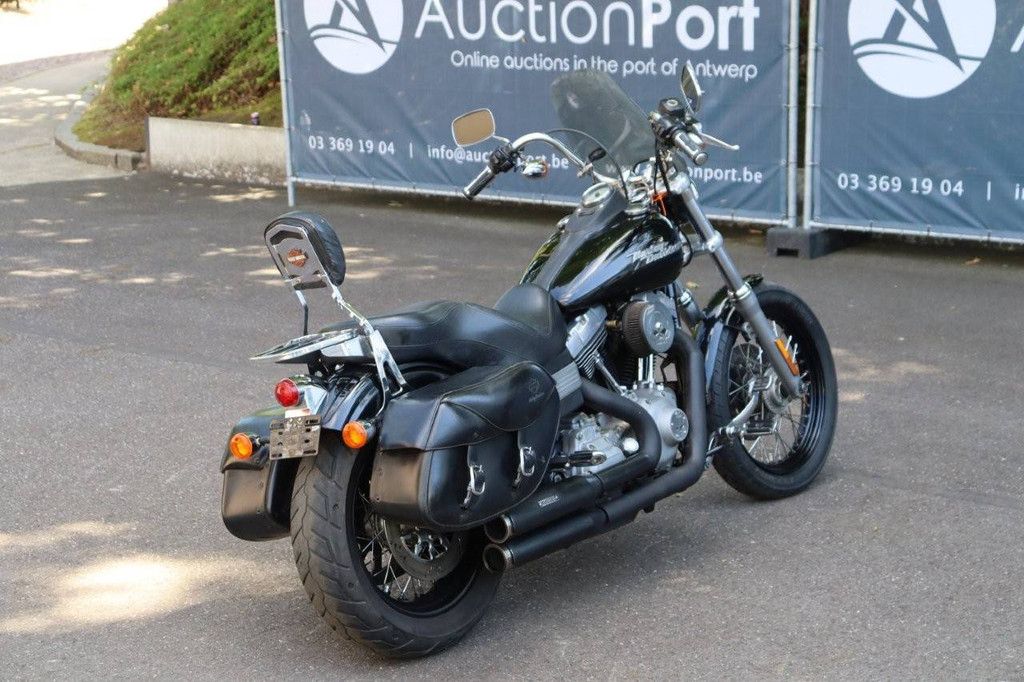 Harley-Davidson Dyna Street Bob Petrol Motorcycle 2009