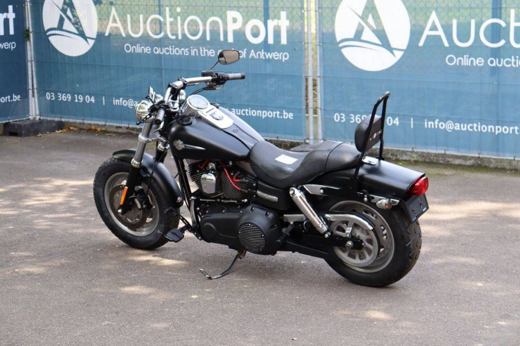 Harley-Davidson DYNA FAT BOB Benzin