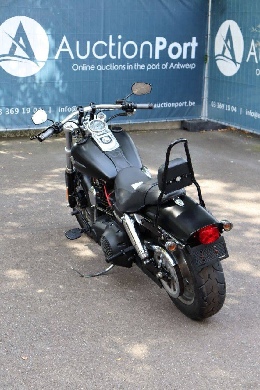 Harley-Davidson DYNA FAT BOB Benzin