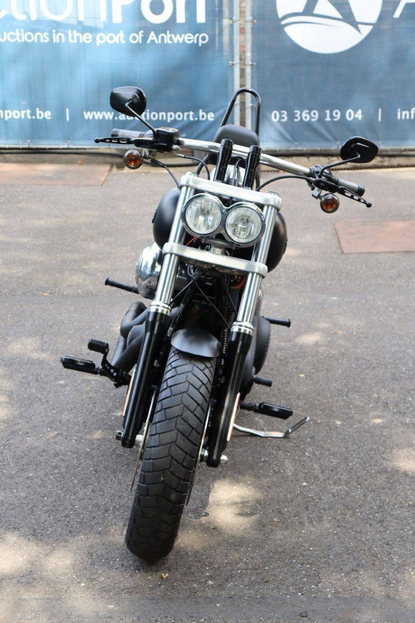 Harley-Davidson DYNA FAT BOB Benzin
