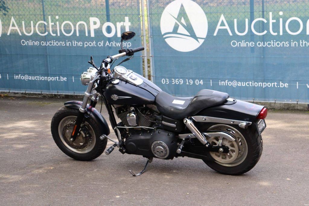 Harley-Davidson Dyna Fat Bob Gasoline 2010