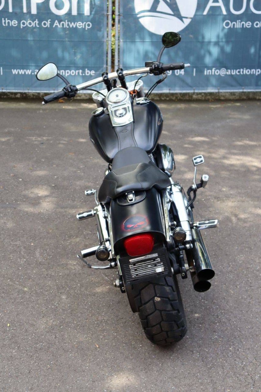 Harley-Davidson Dyna Fat Bob Gasoline 2010