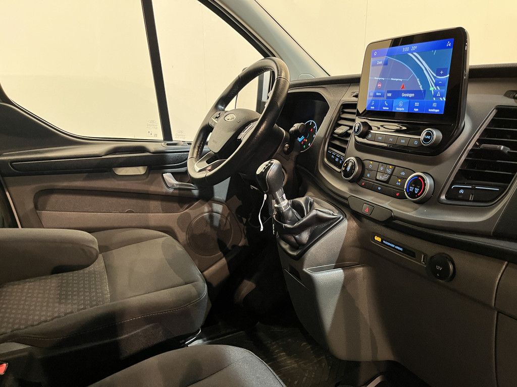 Ford Transit Custom 300 2.0 TDCI L1H1 Trend 130 PK / Euro 6 / Servicebus / Sortimo Inrichting / Airco / Cruise Control / Camera / CarPlay / Navigatie / 3-Zits