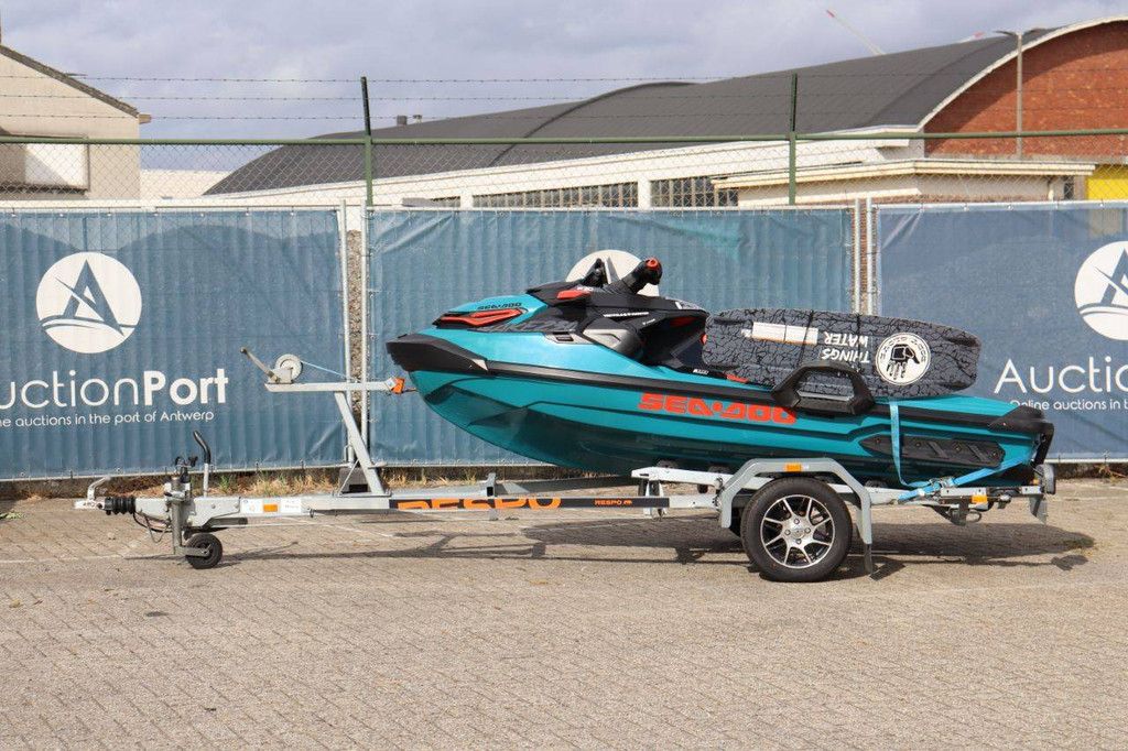 Jetski Seadoo Wake Pro 230 Petrol 2018 (Margin)