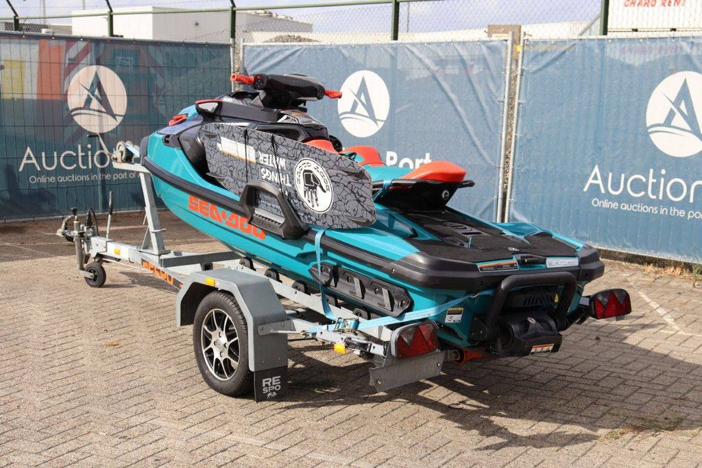 Jetski Seadoo Wake Pro 230 Petrol 2018 (Margin)