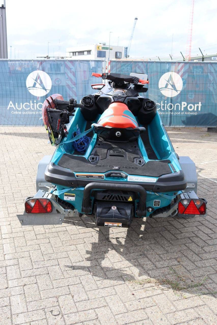 Jetski Seadoo Wake Pro 230 Petrol 2018 (Margin)
