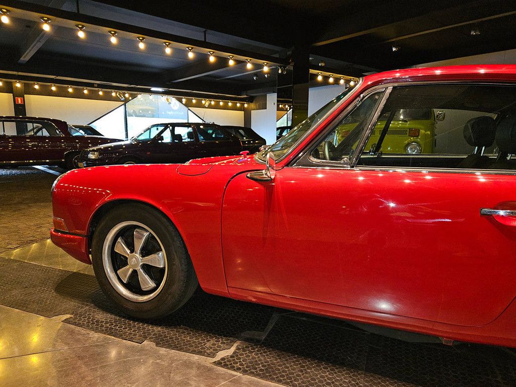 Porsche 911 2.0 Petrol 1965 (Margin)