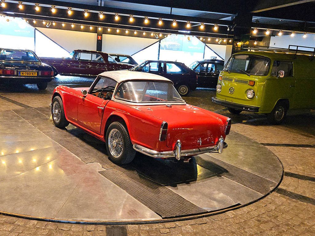 Triumph TR4 Surrey Top Benzin (Margin) 1963