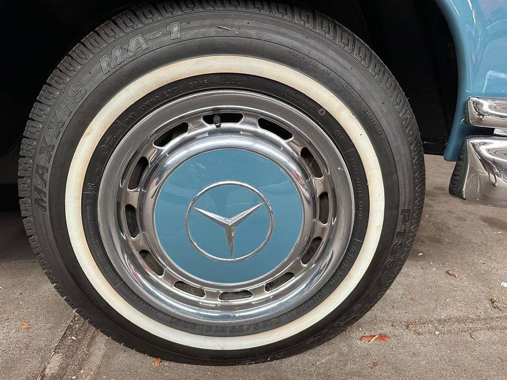 Mercedes-Benz 220 SE Coupé Automatic Petrol 1963