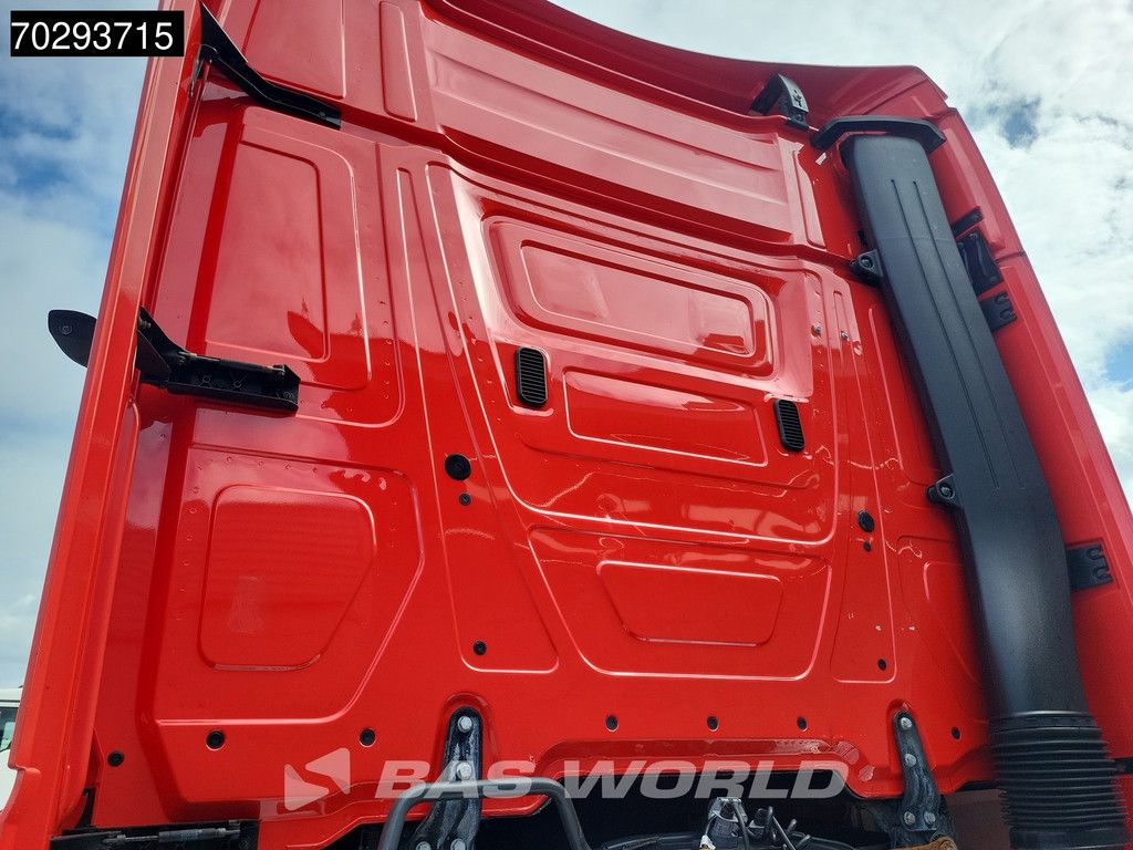 Mercedes Actros 1842 4X2 StreamSpace 2xTanks Euro 6