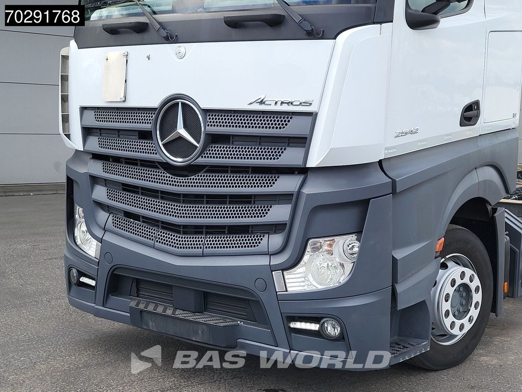 Mercedes Actros Actros 2542 6X2 BigSpace Standklima Euro 6