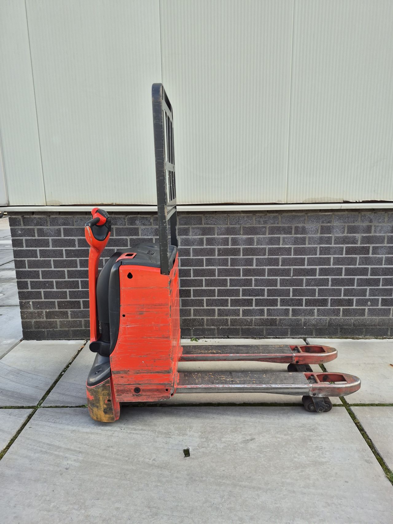 Linde T16 2793 uur bj 2020 accu bj 2024