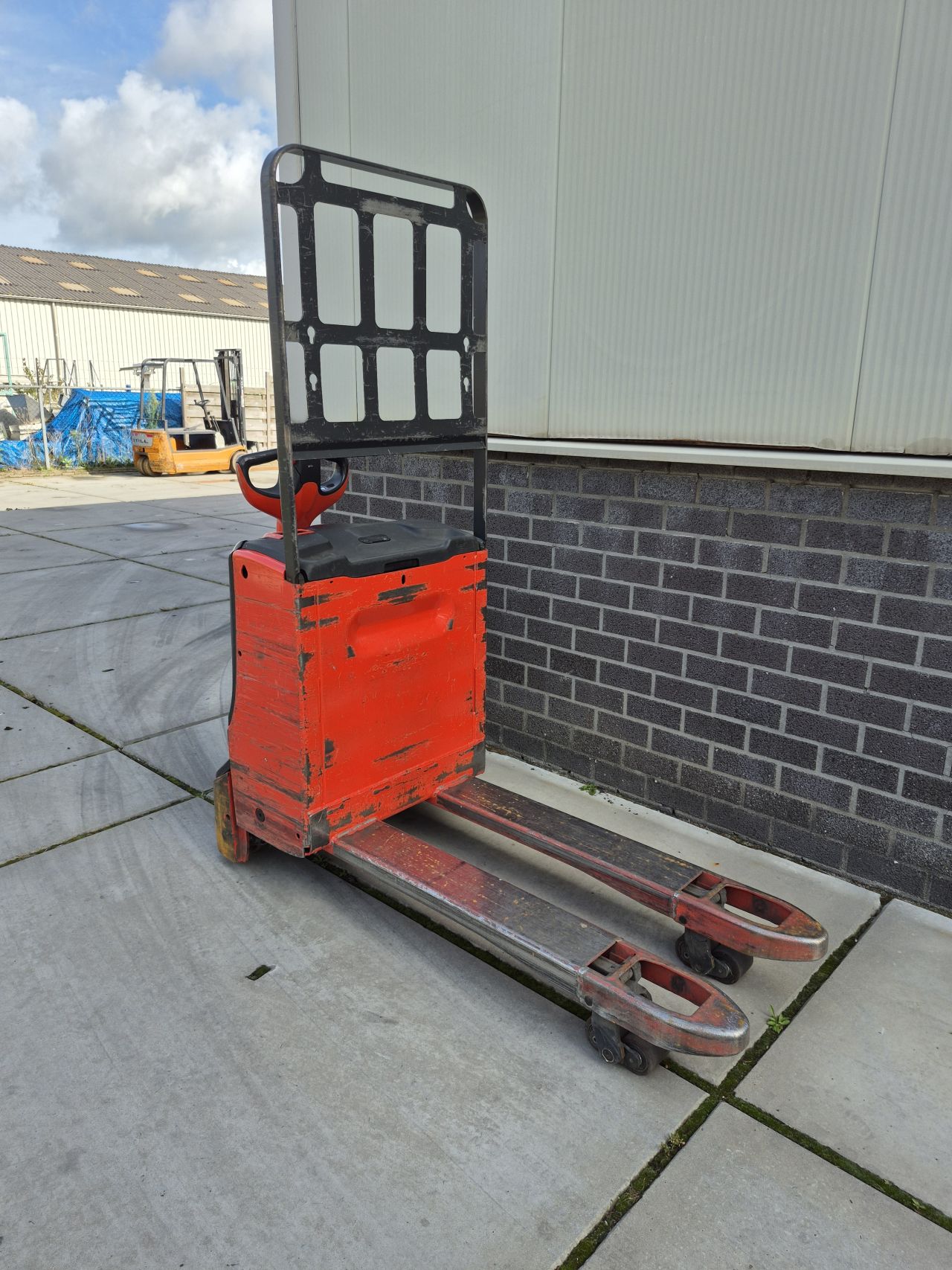 Linde T16 2793 uur bj 2020 accu bj 2024