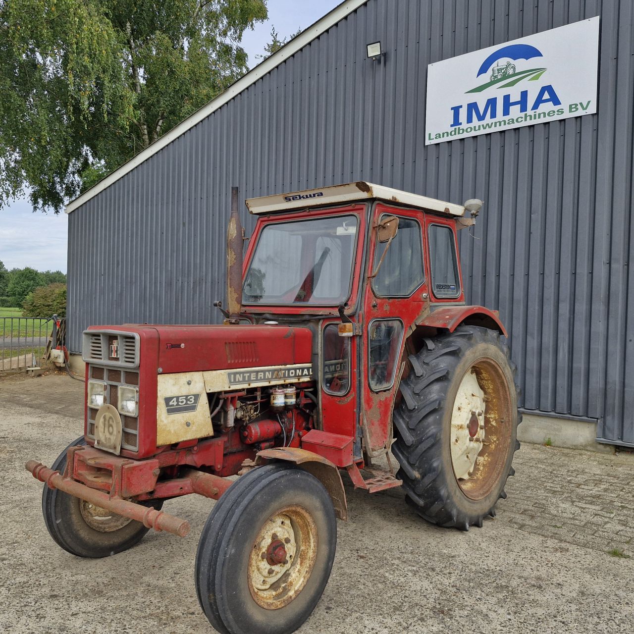 International 453
