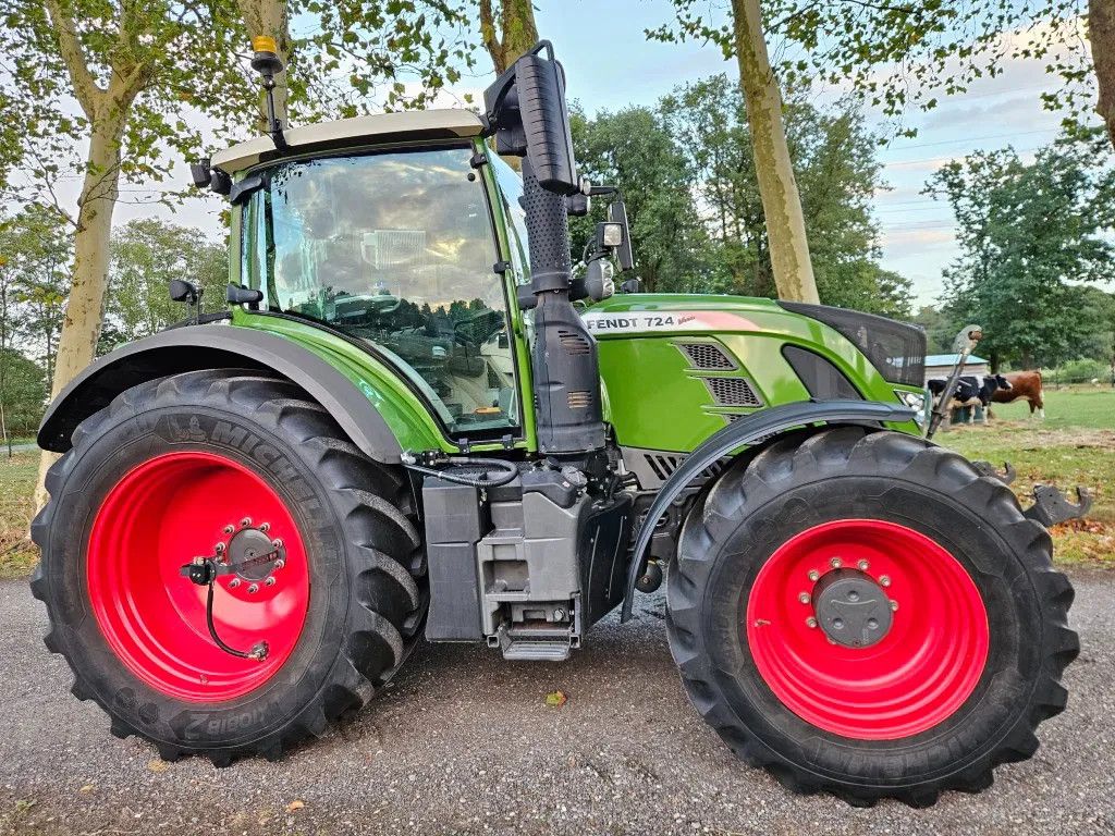Fendt 724 S4 Profi Plus (718 720 722 )