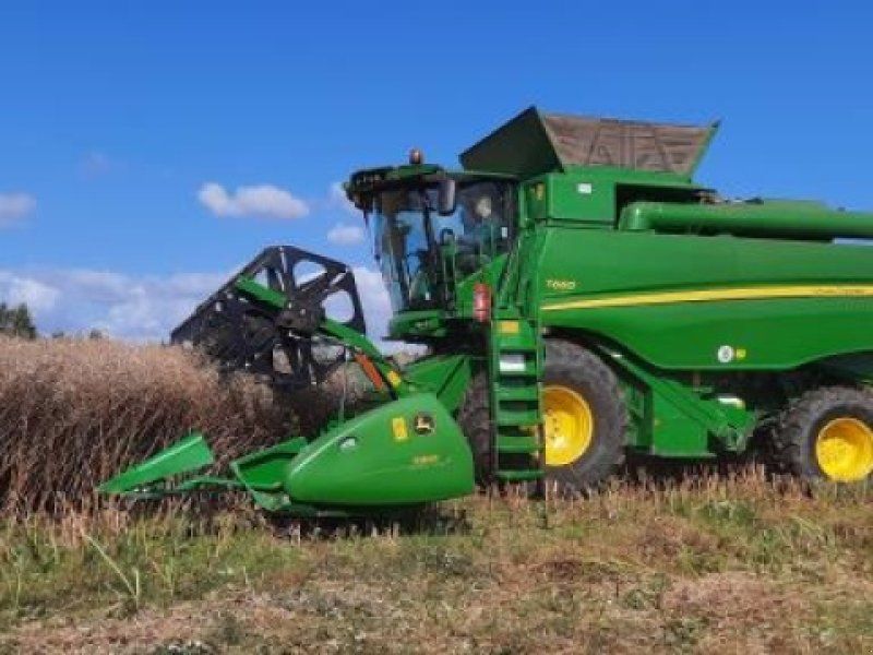 John Deere T660