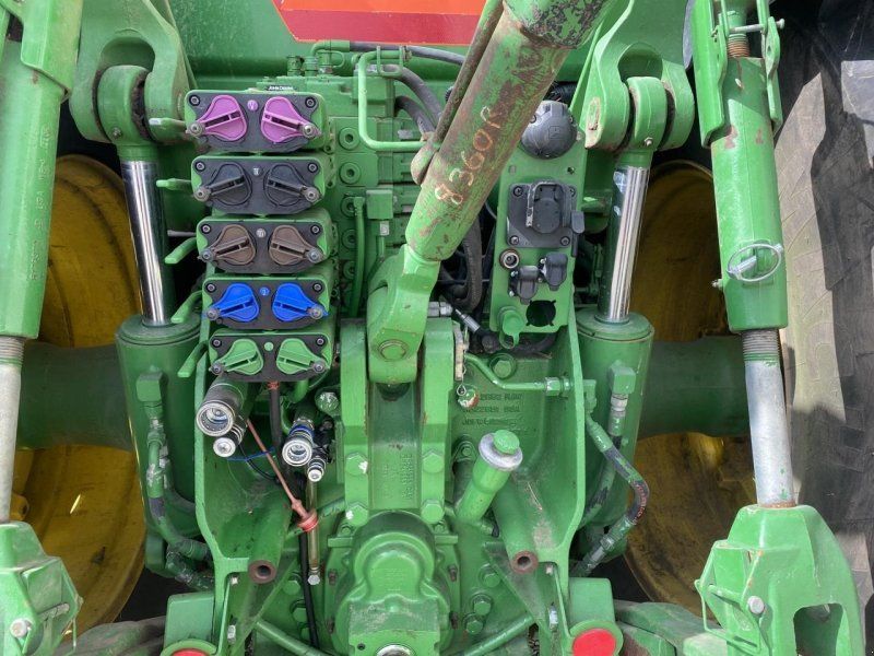 John Deere 8360R
