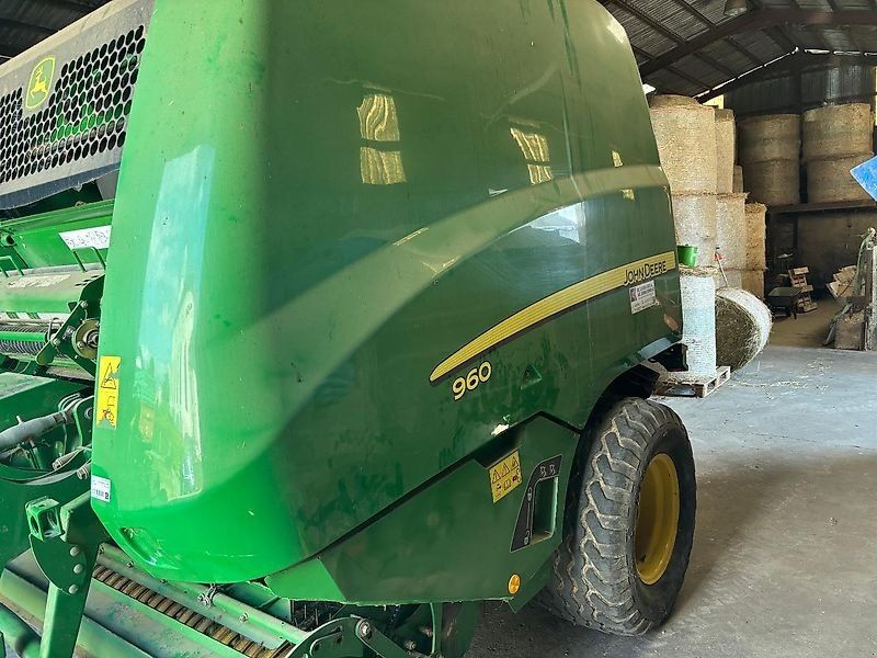 John Deere 960
