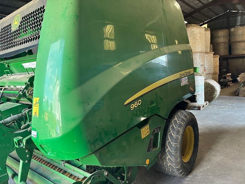 John Deere 960