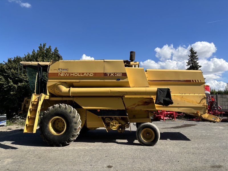 New Holland TX 32
